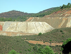 Halden des Kupferbergbaus, Pena de Hierro, Rio Tinto 