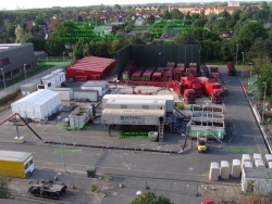 Übersicht über den Bohrplatz während der Fracarbeiten im Mai 2011